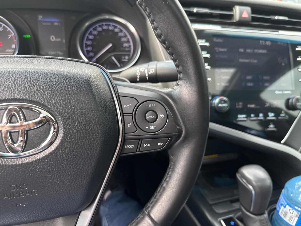 2018 Toyota Camry SE Upgrade Photo