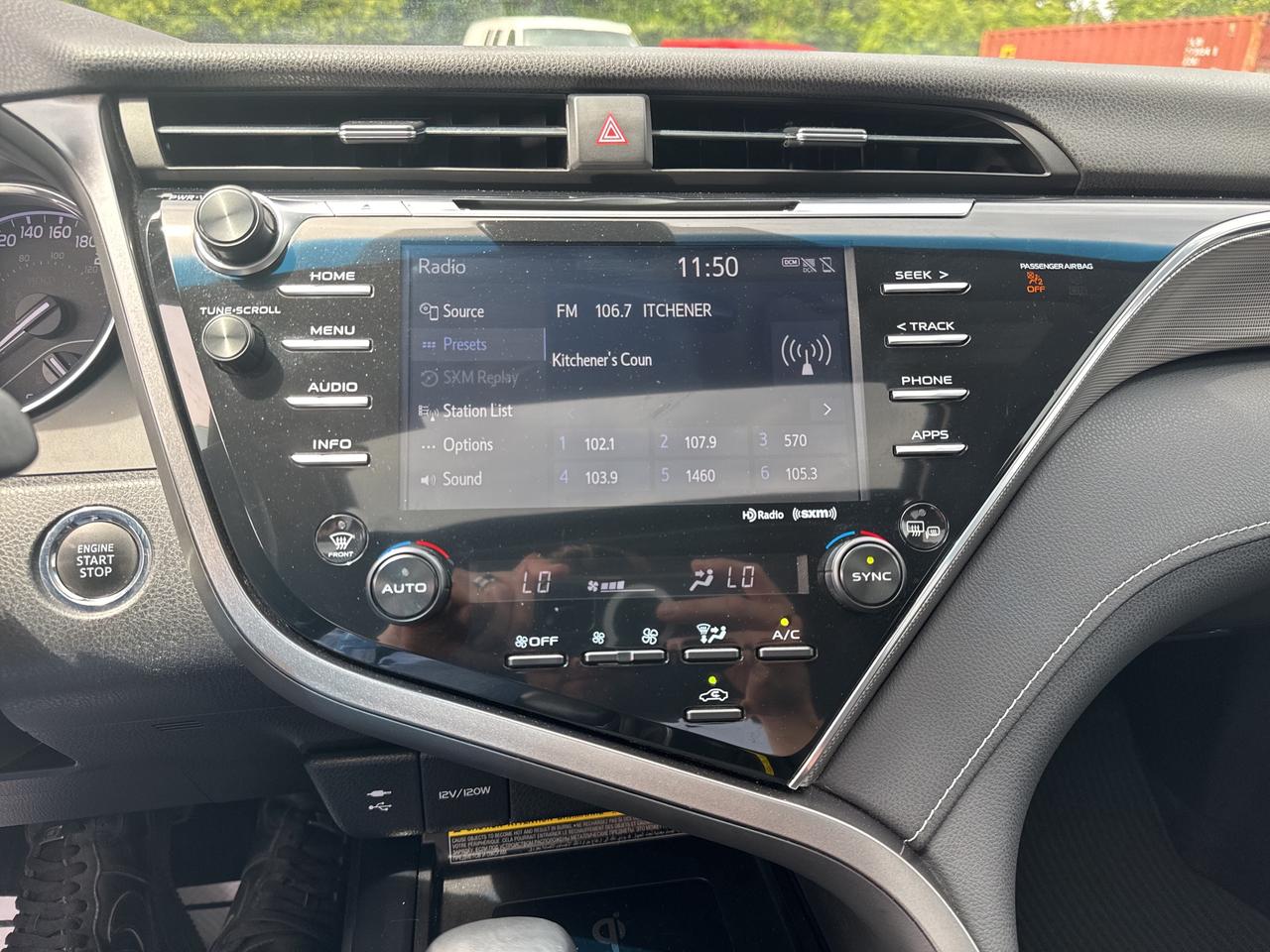 2018 Toyota Camry SE Upgrade Photo