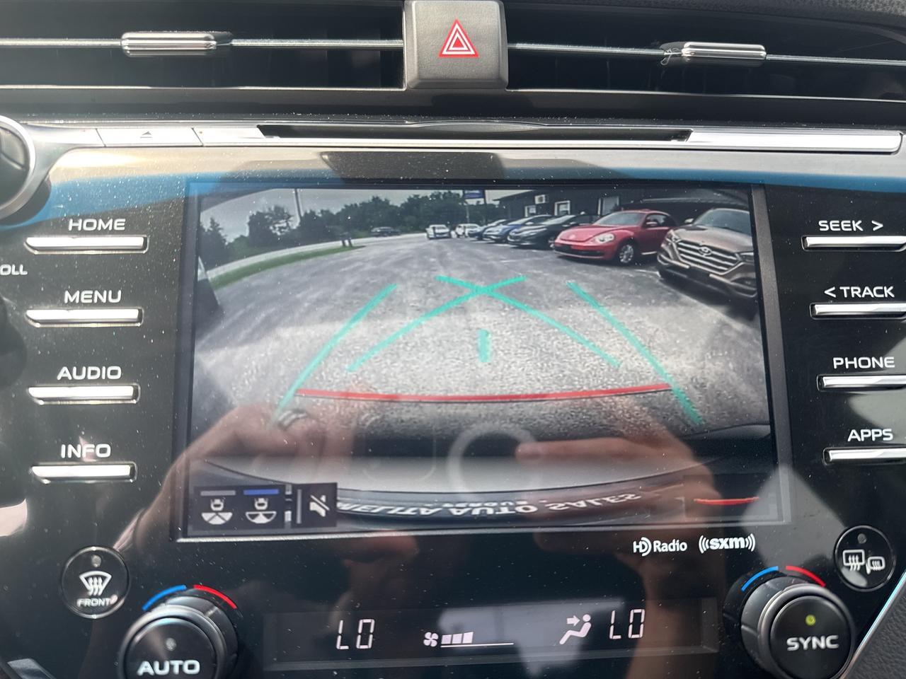 2018 Toyota Camry SE Upgrade Photo