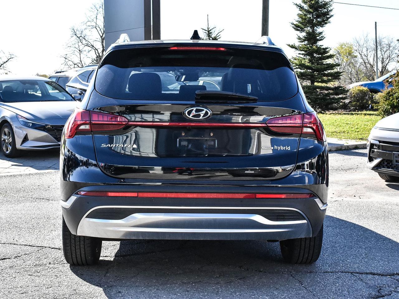 2023 Hyundai Santa Fe Hybrid Luxury Photo
