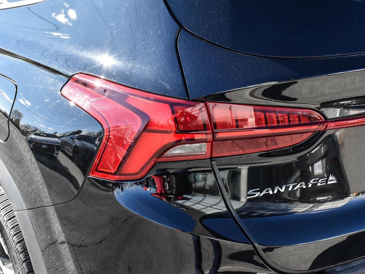 2023 Hyundai Santa Fe Hybrid Luxury Photo