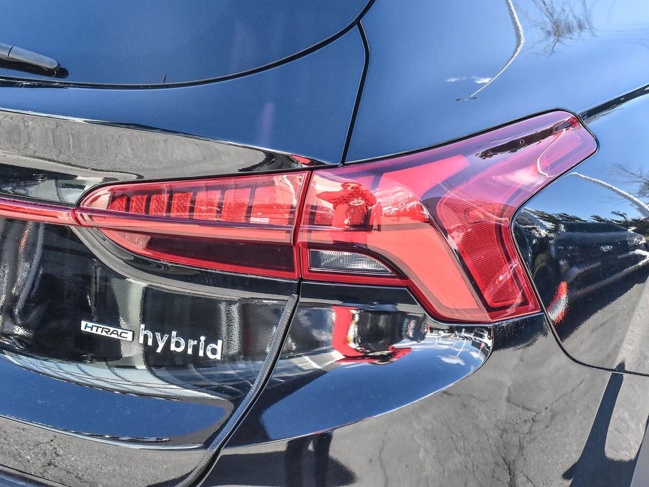 2023 Hyundai Santa Fe Hybrid Luxury Photo
