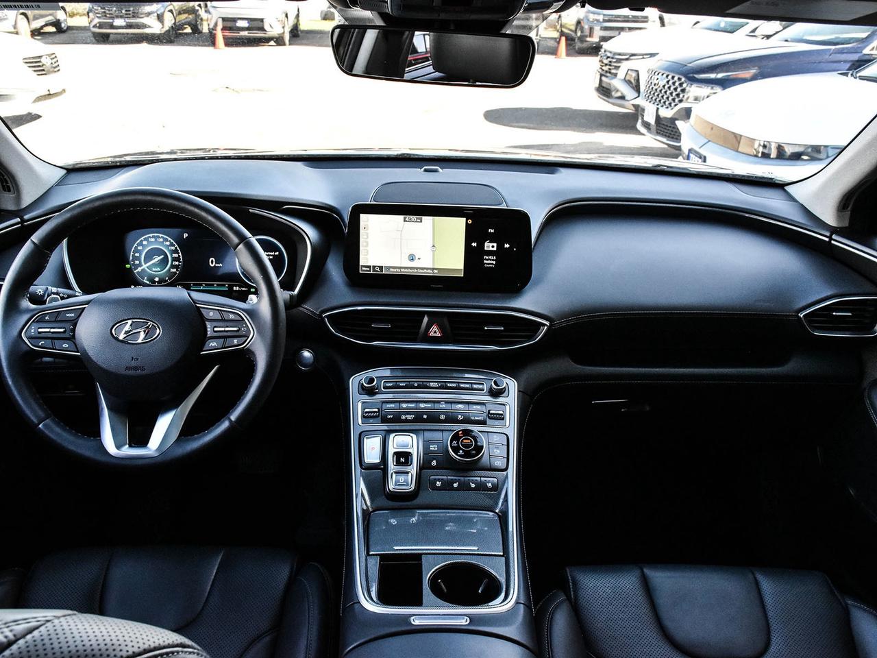 2023 Hyundai Santa Fe Hybrid Luxury Photo