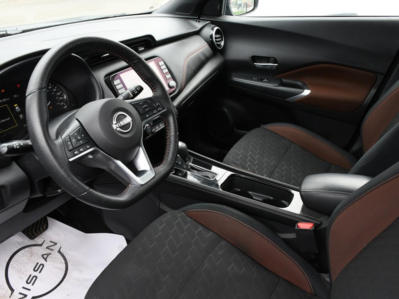 2024 Nissan Kicks SR   CarPlay   Android Auto   Heated Seats & Steer Photo