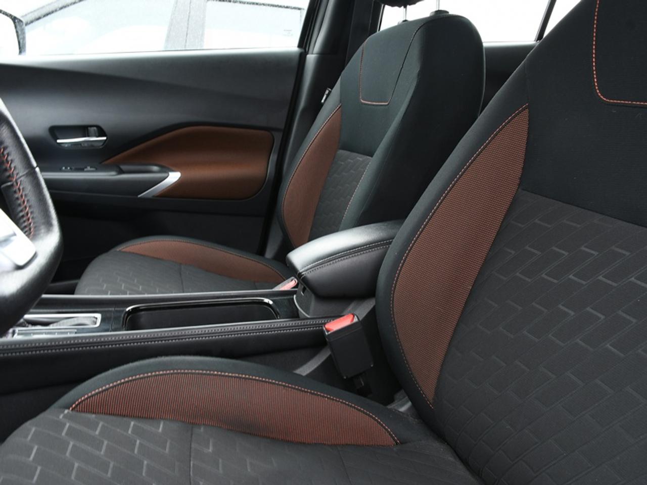 2024 Nissan Kicks SR   CarPlay   Android Auto   Heated Seats & Steer Photo