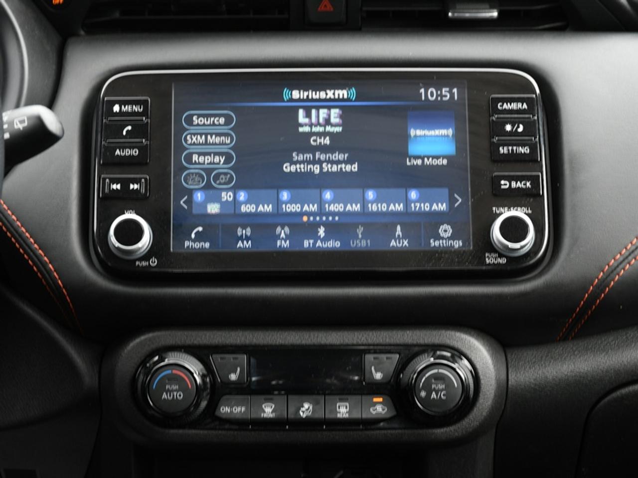 2024 Nissan Kicks SR   CarPlay   Android Auto   Heated Seats & Steer Photo
