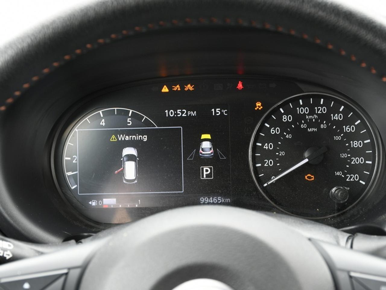 2024 Nissan Kicks SR   CarPlay   Android Auto   Heated Seats & Steer Photo