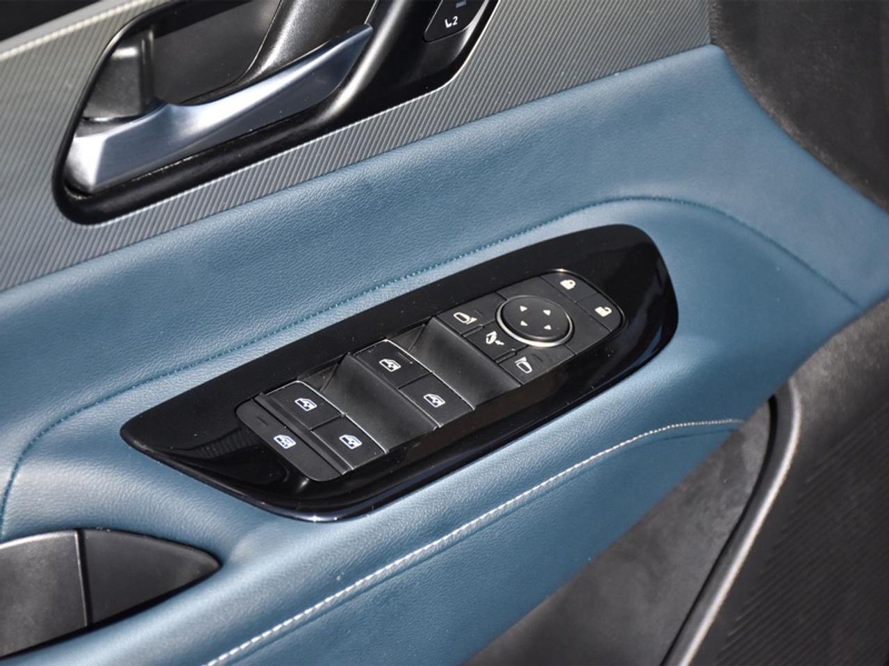 2025 Nissan Murano Platinum   Leather   Roof   Navi   360 Camera   Massaging Seats Photo