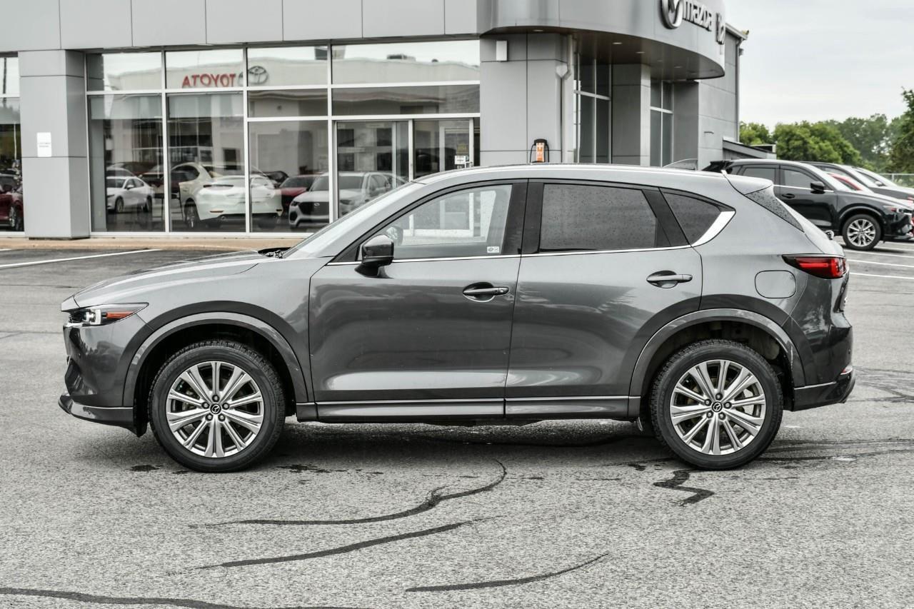 2022 Mazda CX-5 Signature Photo2