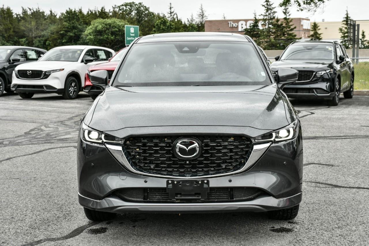 2022 Mazda CX-5 Signature Photo