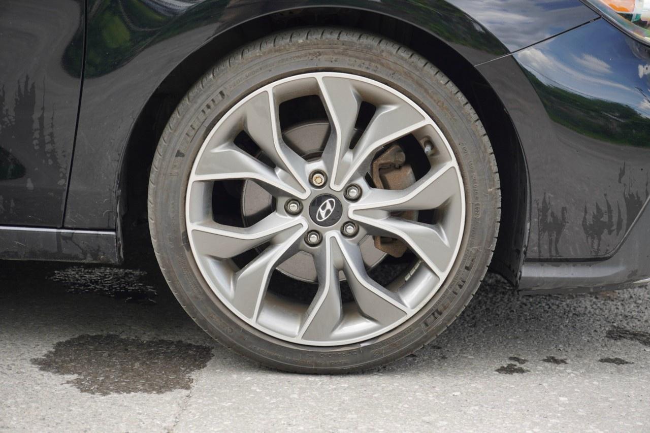 2020 Hyundai Elantra GT N Line DCT Photo