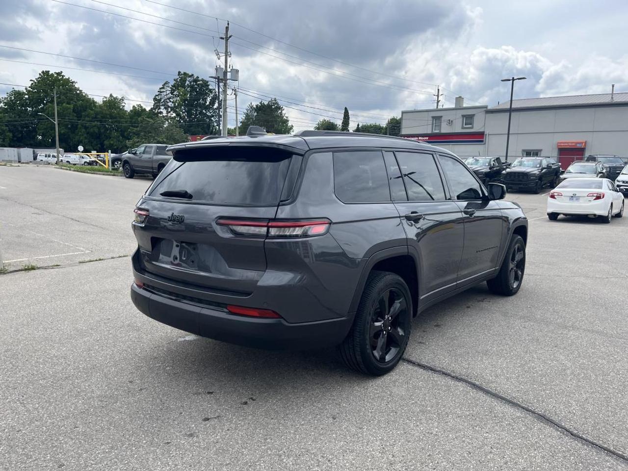 2024 Jeep Grand Cherokee L ALTITUDE 4X4 Photo