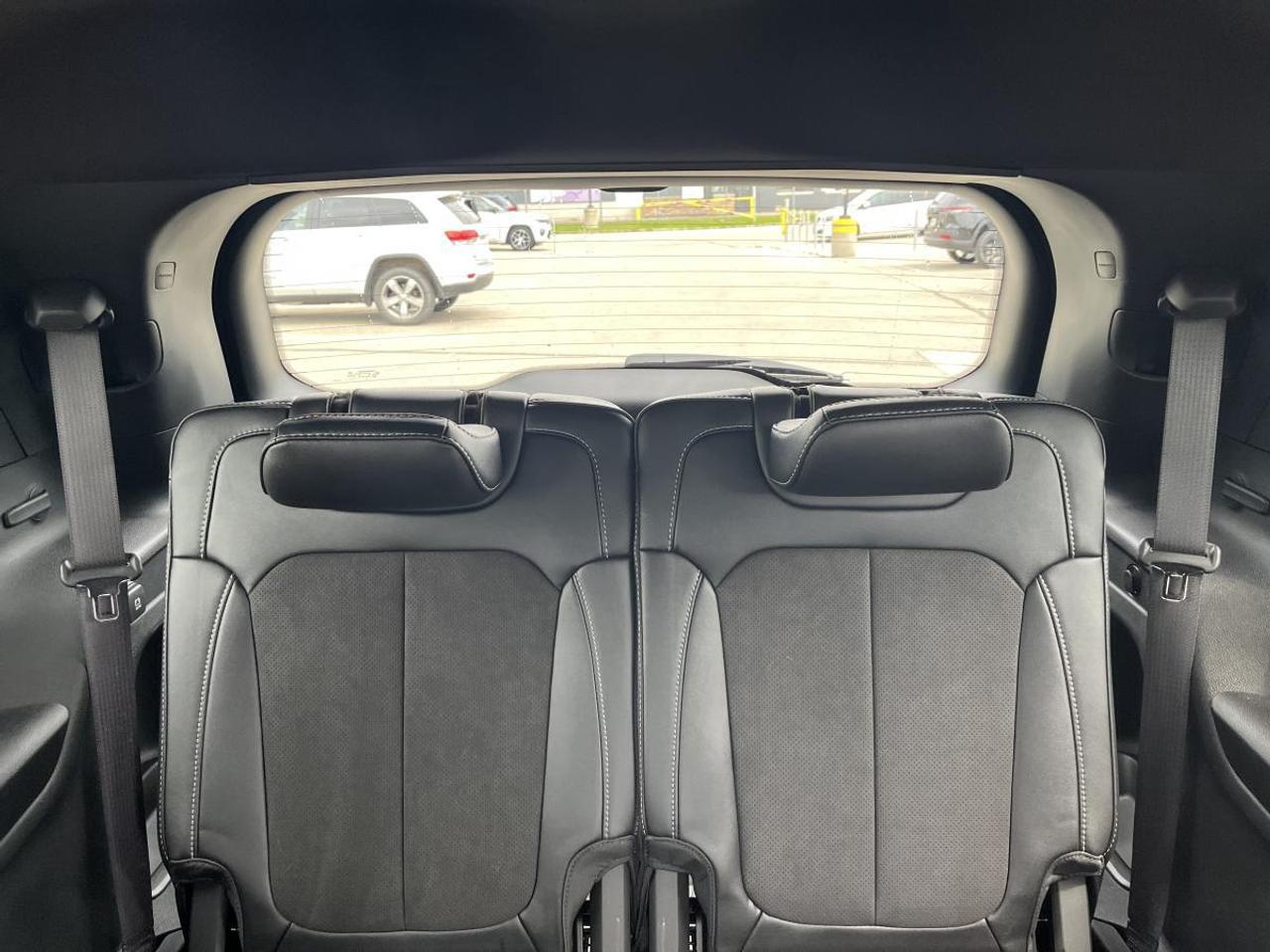 2024 Jeep Grand Cherokee L ALTITUDE 4X4 Photo