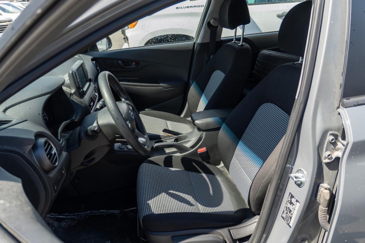 2021 Hyundai KONA 2.0L Essential FWD Photo