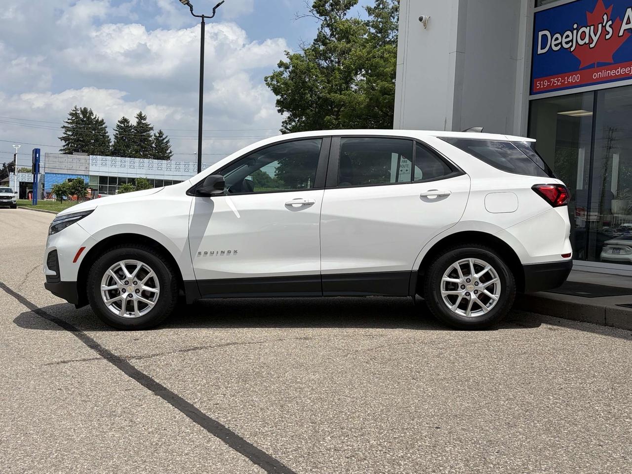 2023 Chevrolet Equinox LS Photo