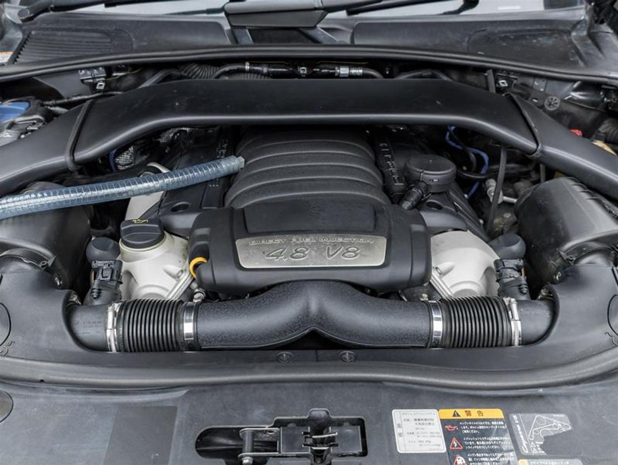 2010 Porsche Cayenne  Photo