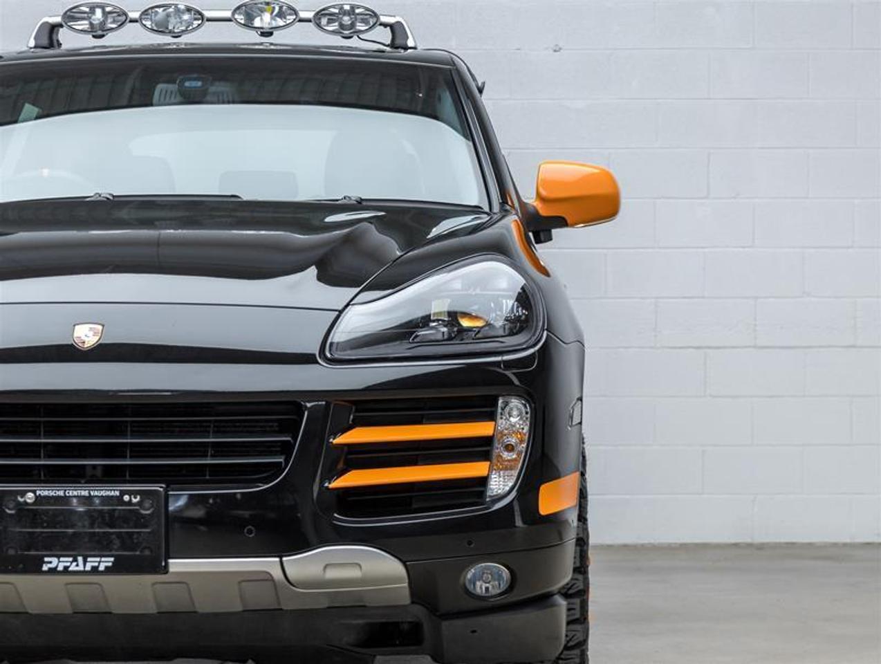 2010 Porsche Cayenne  Photo