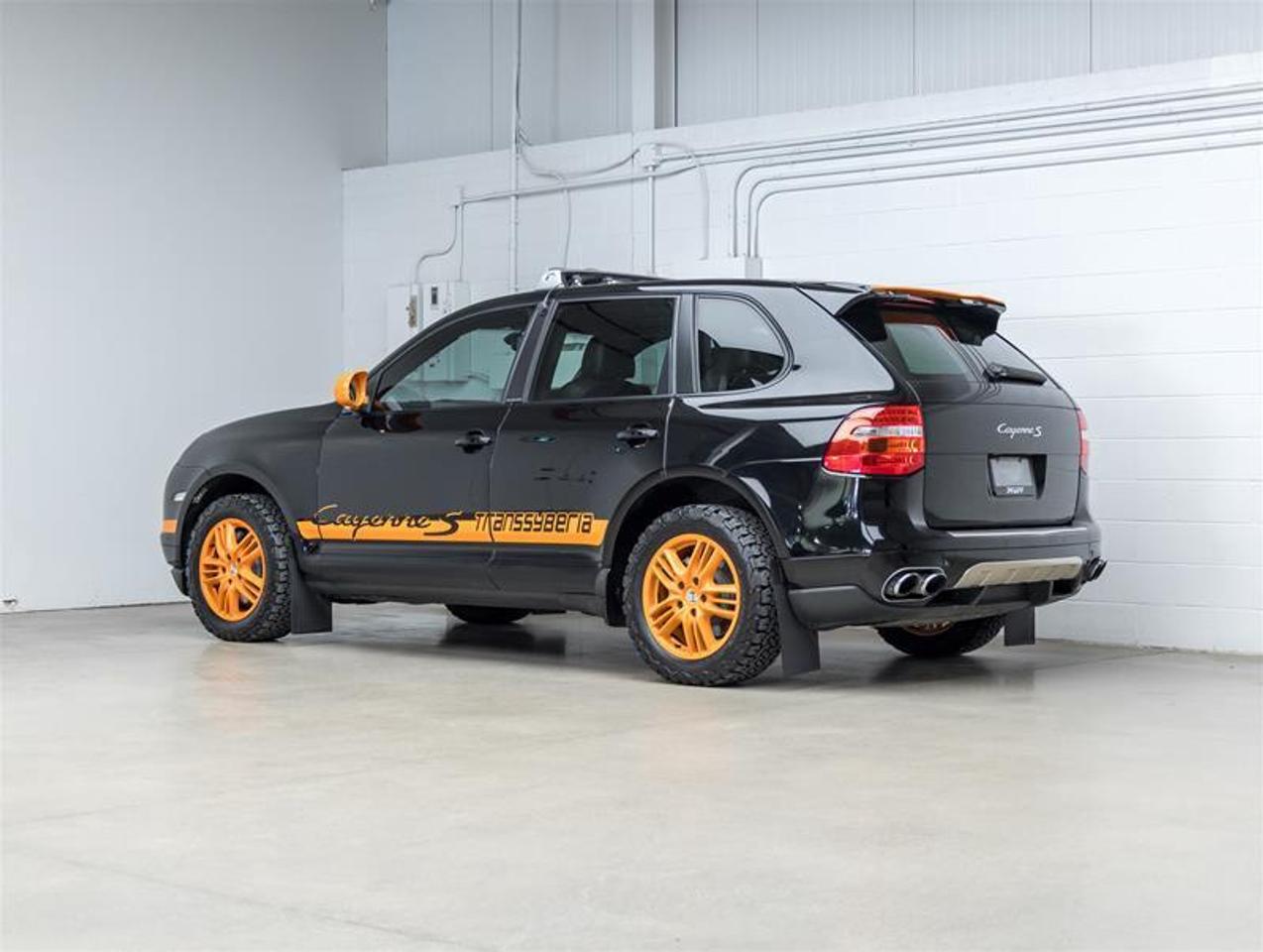 2010 Porsche Cayenne  Photo