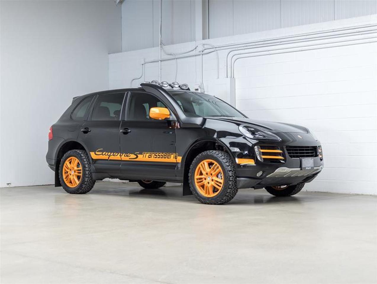 2010 Porsche Cayenne  Photo