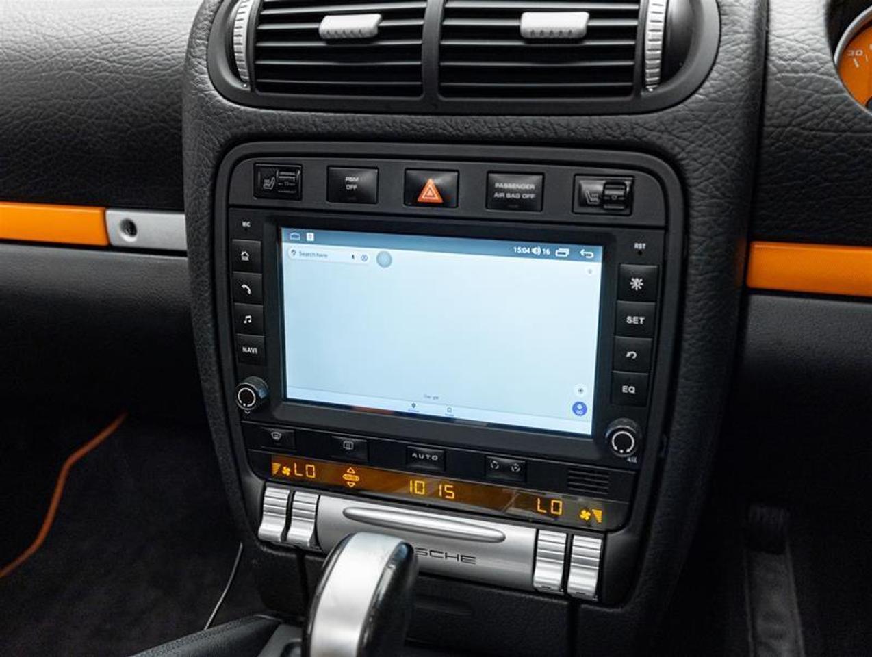 2010 Porsche Cayenne  Photo