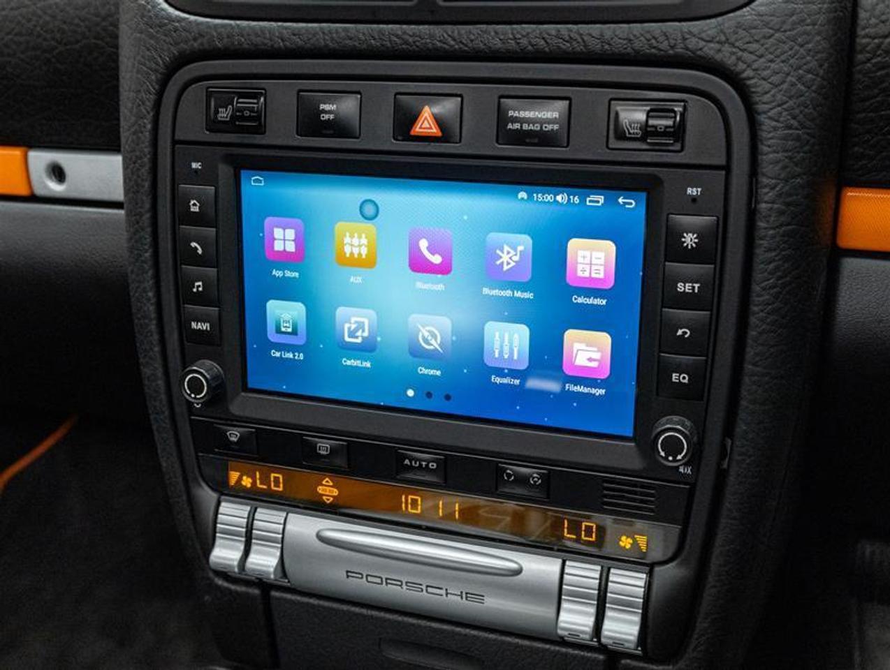 2010 Porsche Cayenne  Photo