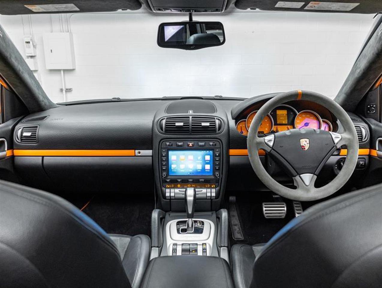 2010 Porsche Cayenne  Photo