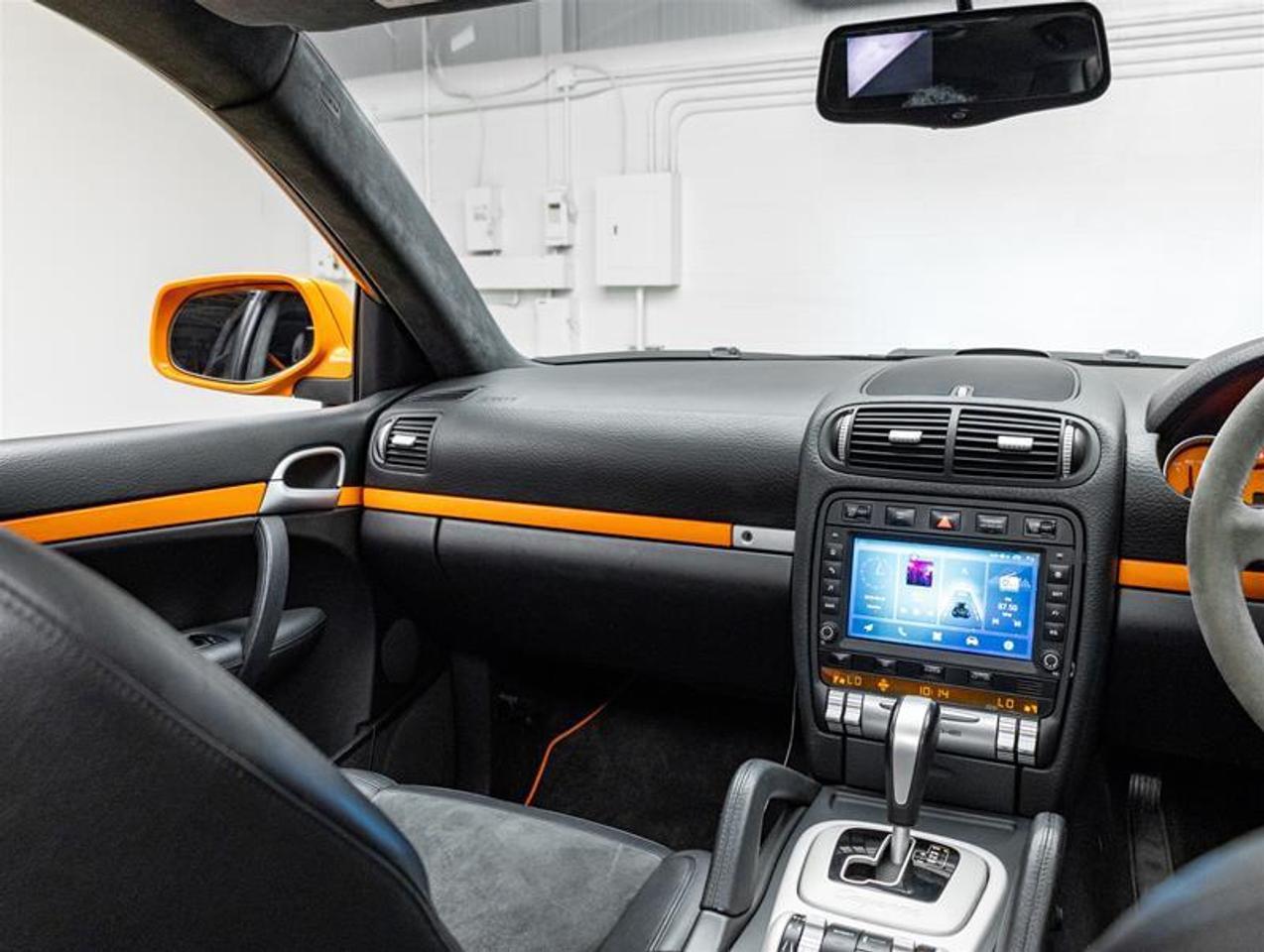 2010 Porsche Cayenne  Photo