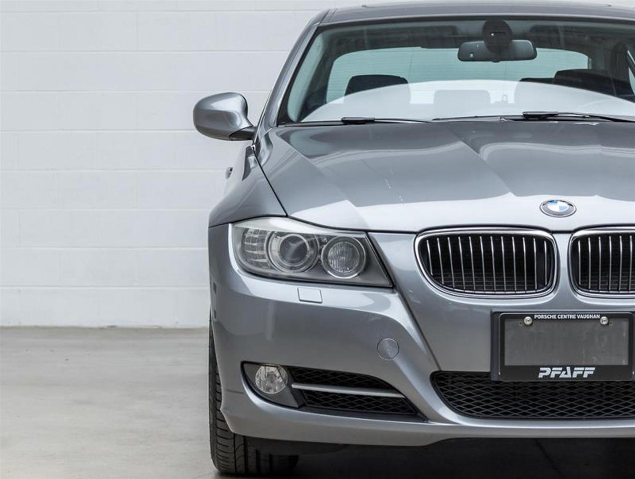 2010 BMW 335i  Photo2