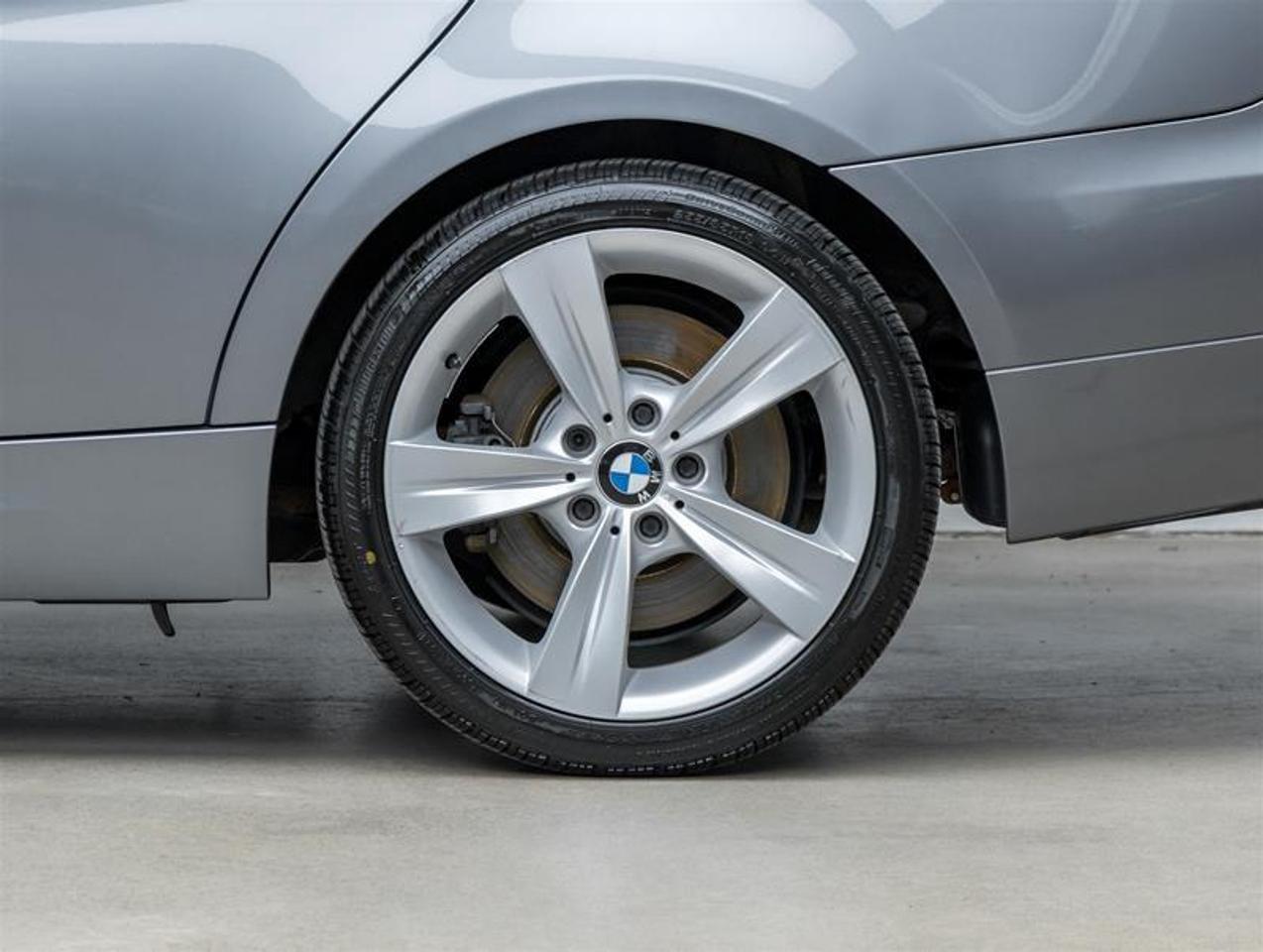 2010 BMW 335i  Photo