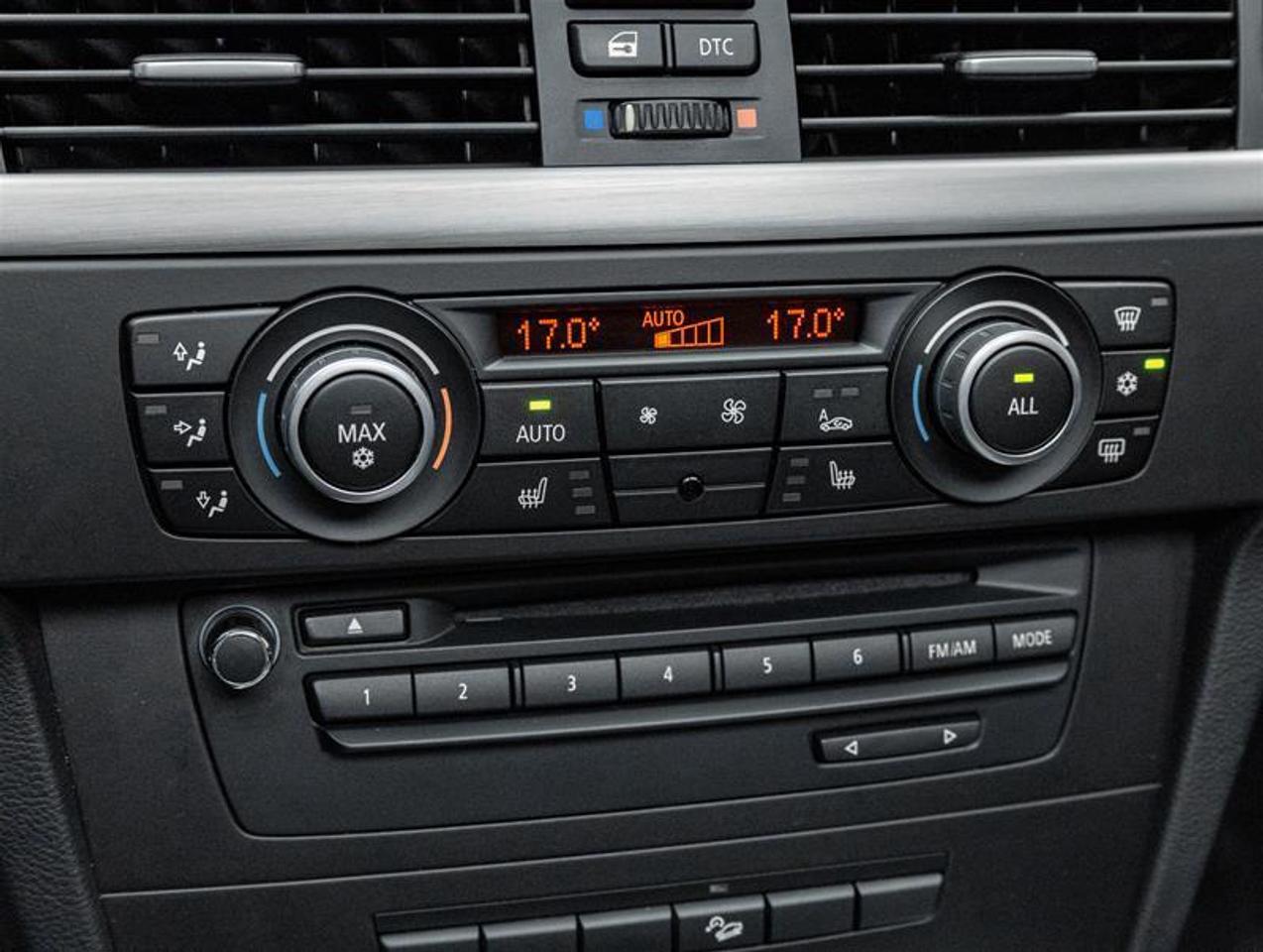 2010 BMW 335i  Photo