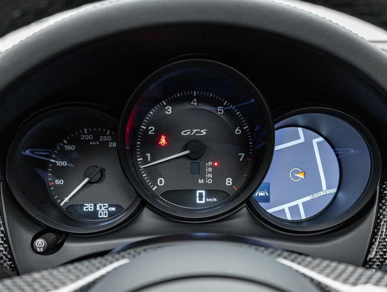 2023 Porsche Macan  Photo