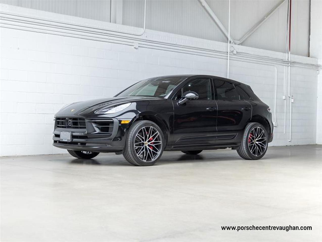 2026 Porsche Macan  Photo