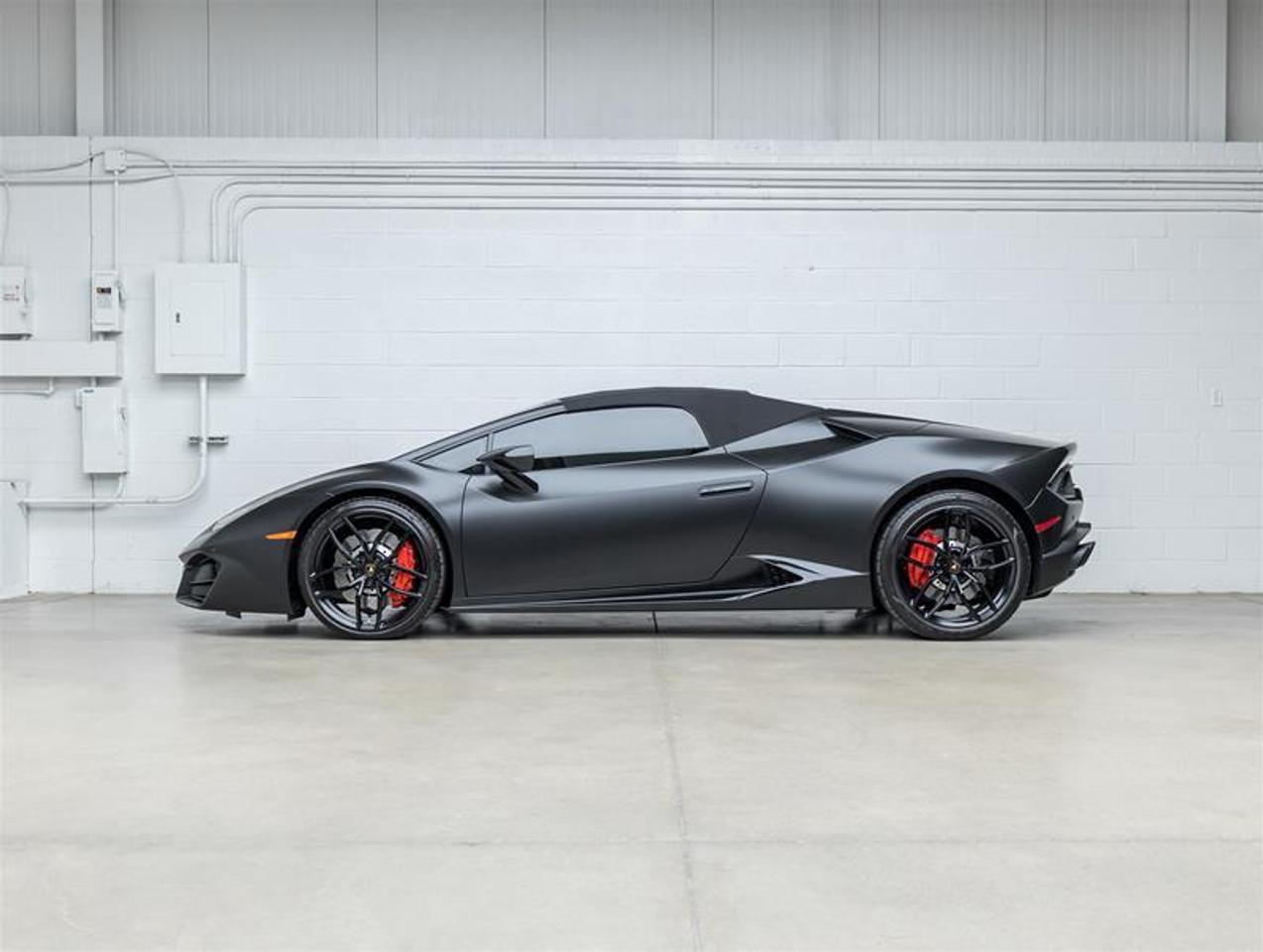 2017 Lamborghini Huracan  Photo