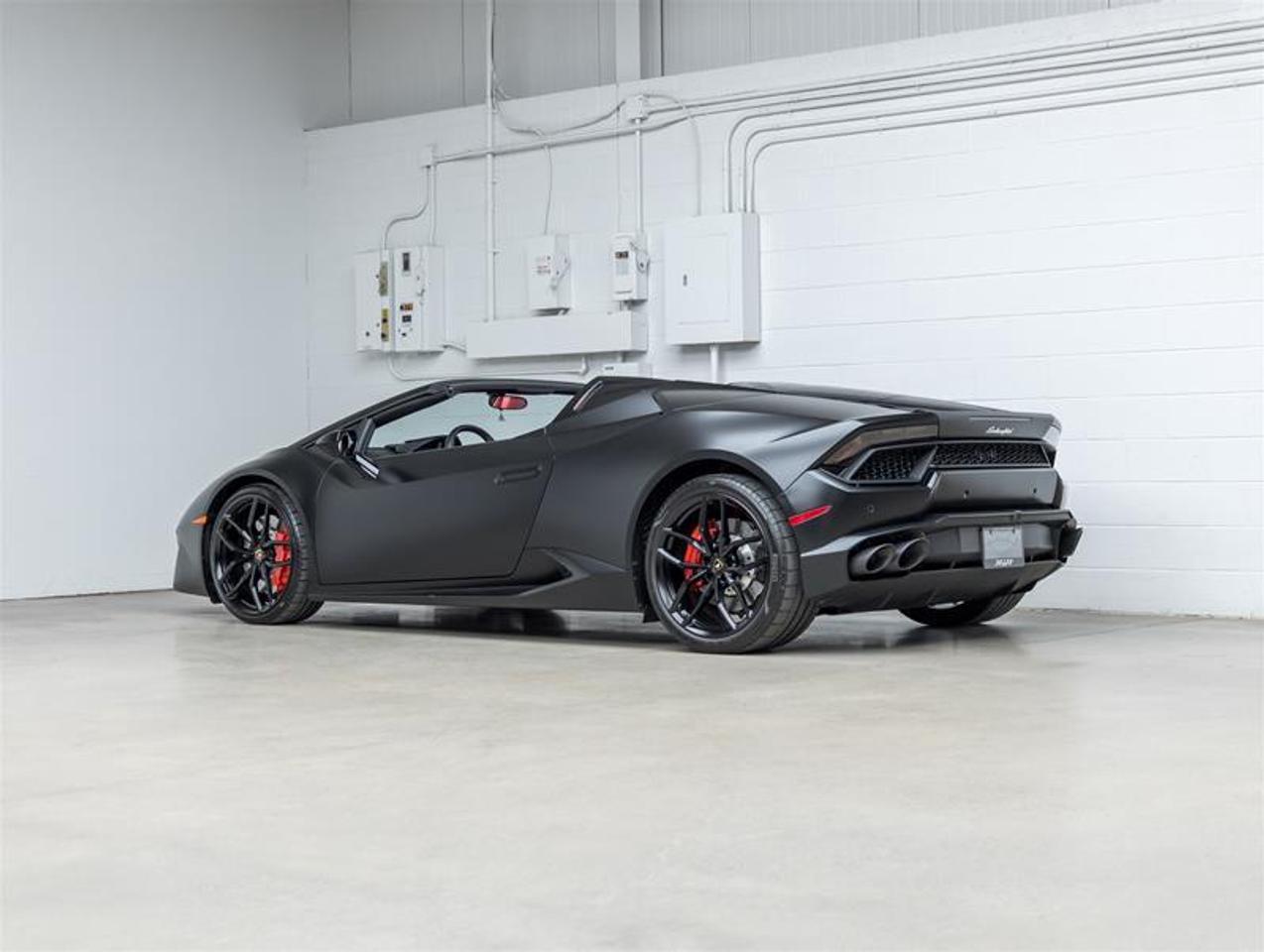 2017 Lamborghini Huracan  Photo