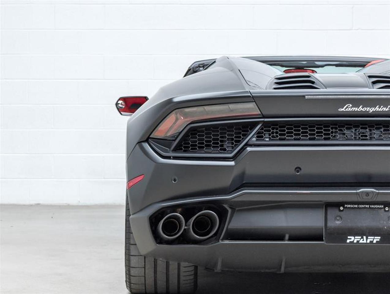 2017 Lamborghini Huracan  Photo