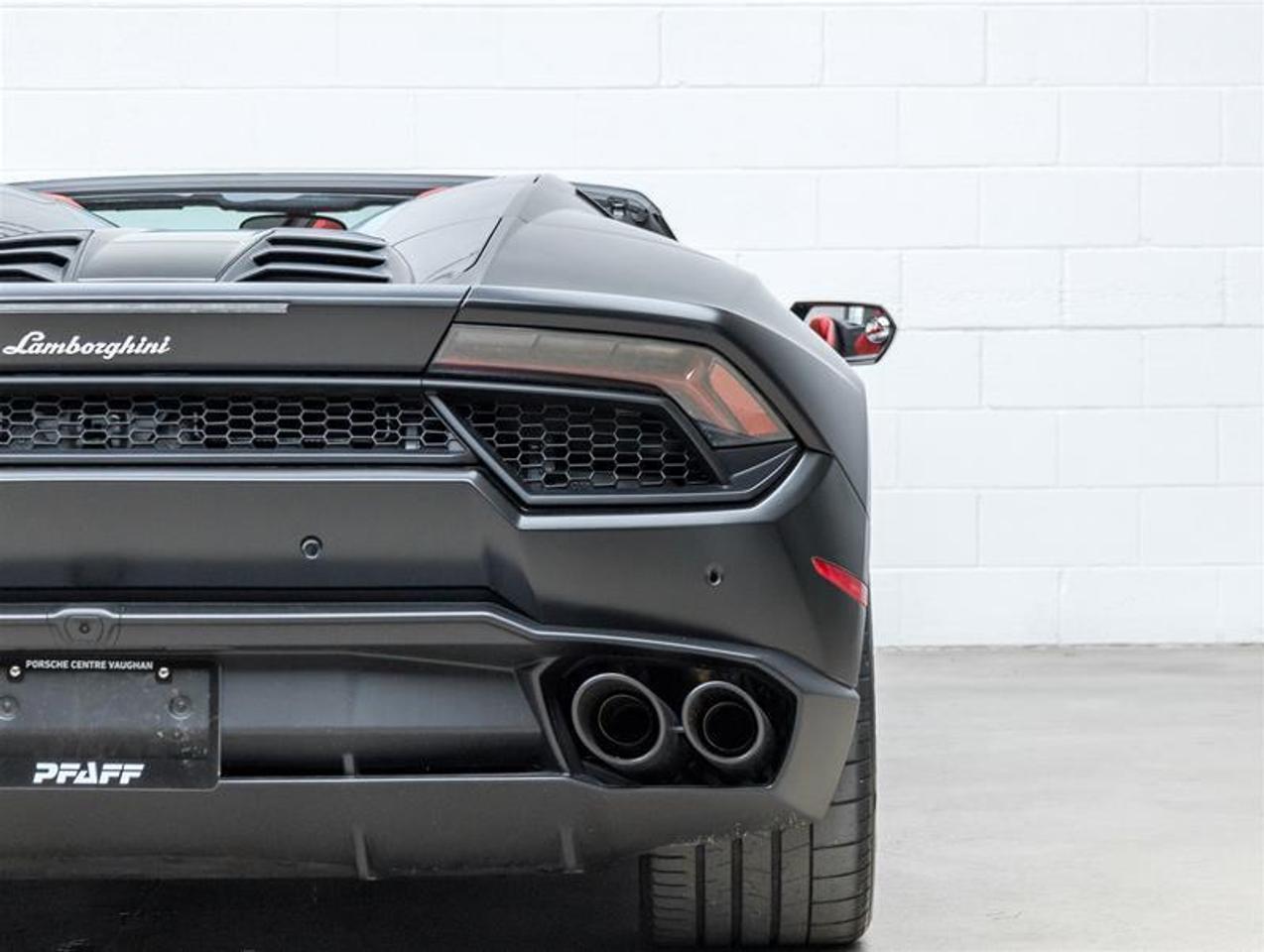 2017 Lamborghini Huracan  Photo