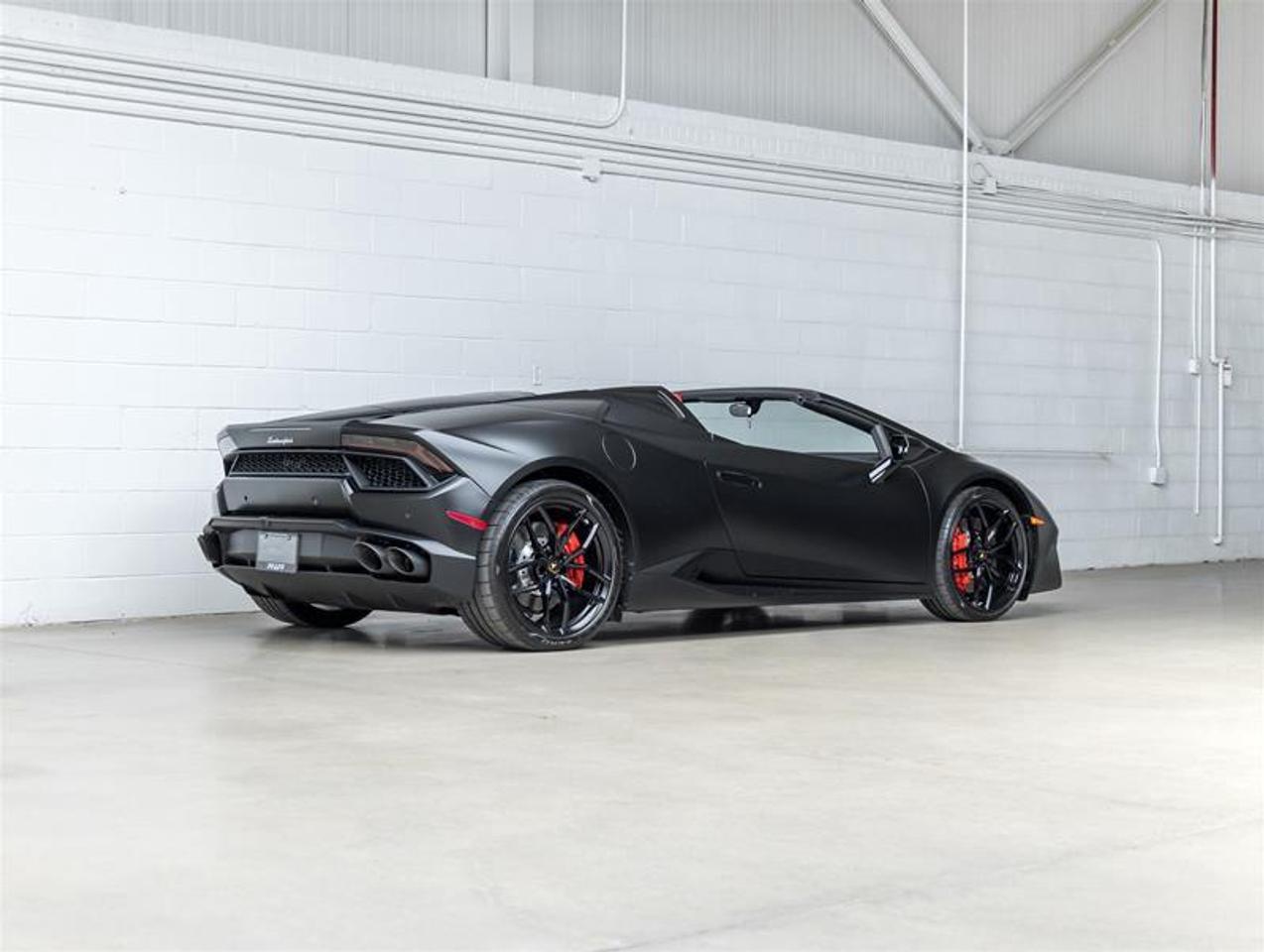 2017 Lamborghini Huracan  Photo