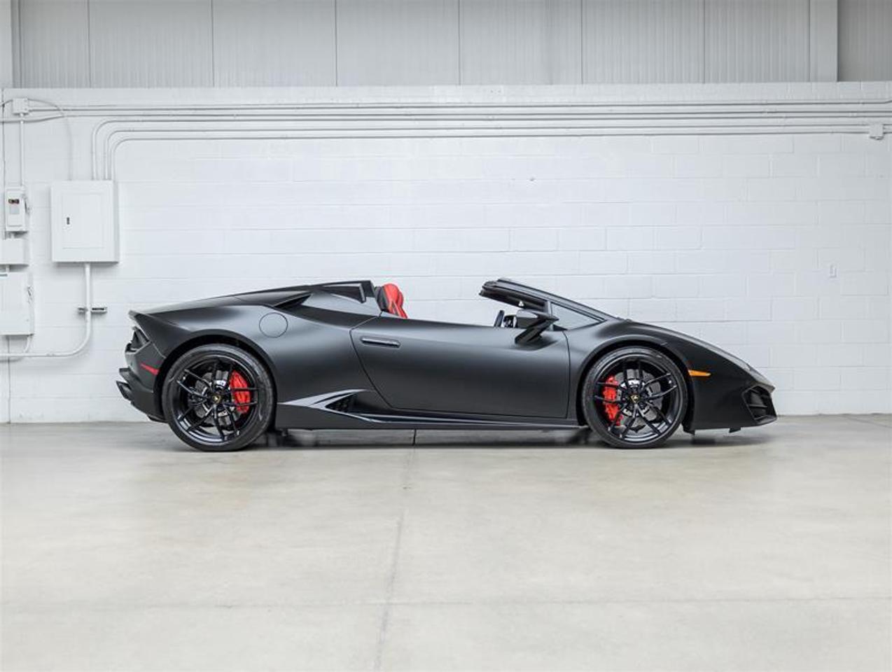 2017 Lamborghini Huracan  Photo