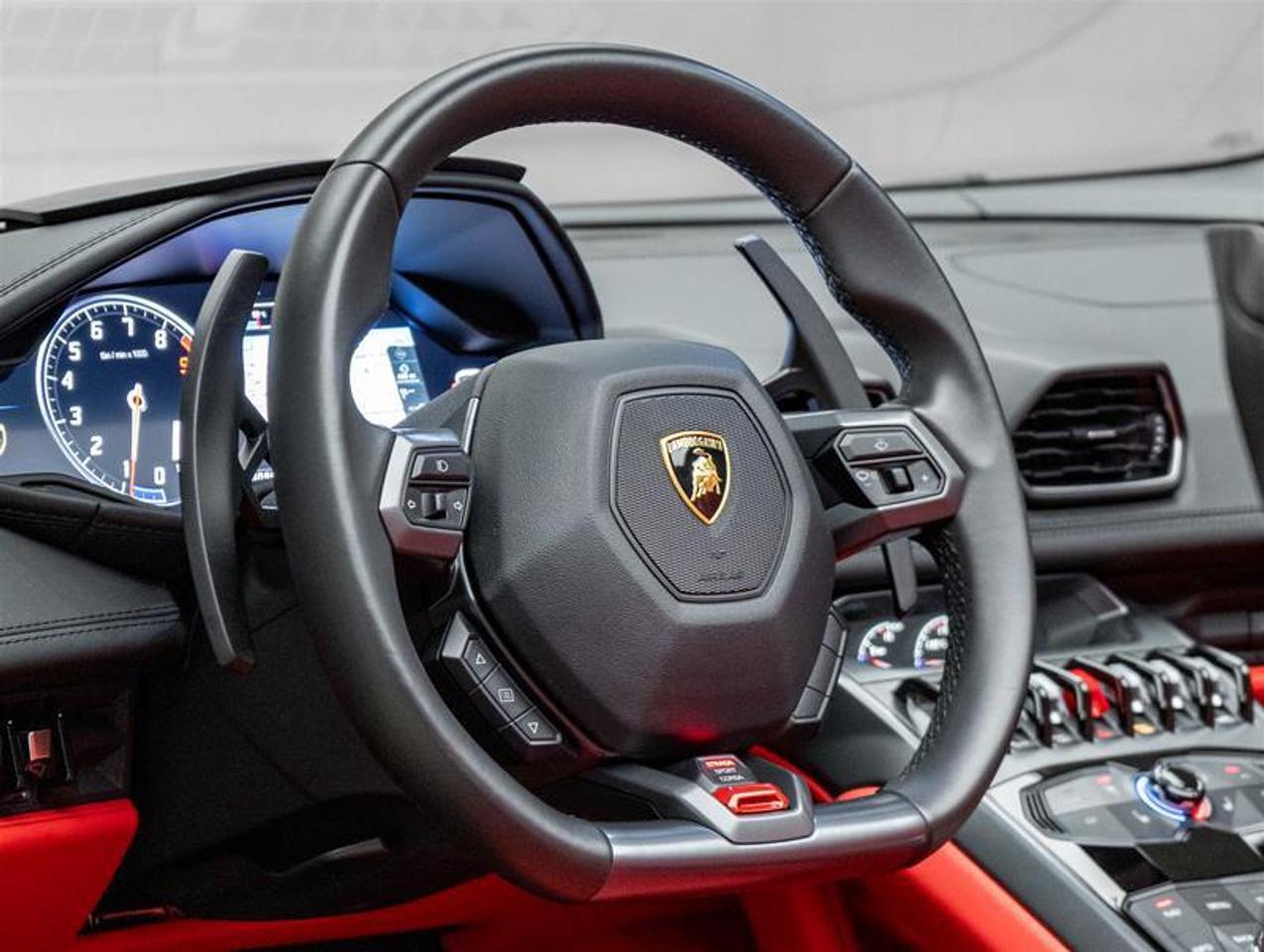 2017 Lamborghini Huracan  Photo