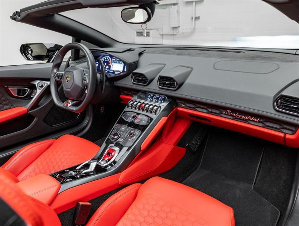 2017 Lamborghini Huracan  Photo