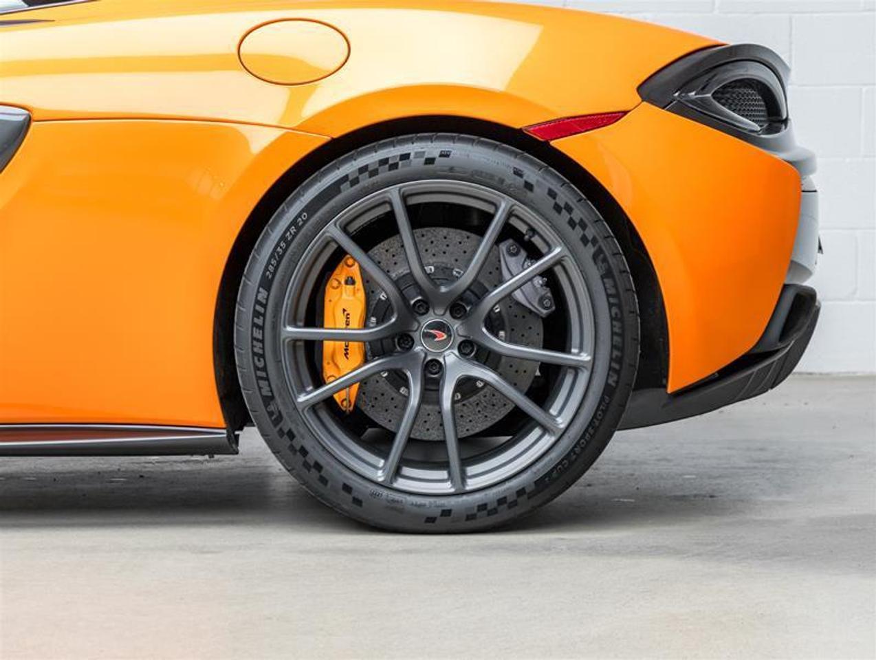 2017 McLaren 570S  Photo