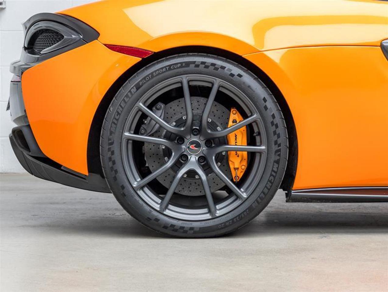 2017 McLaren 570S  Photo