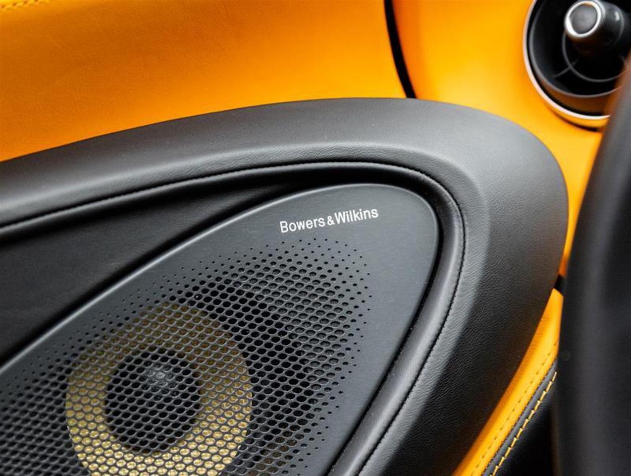 2017 McLaren 570S  Photo