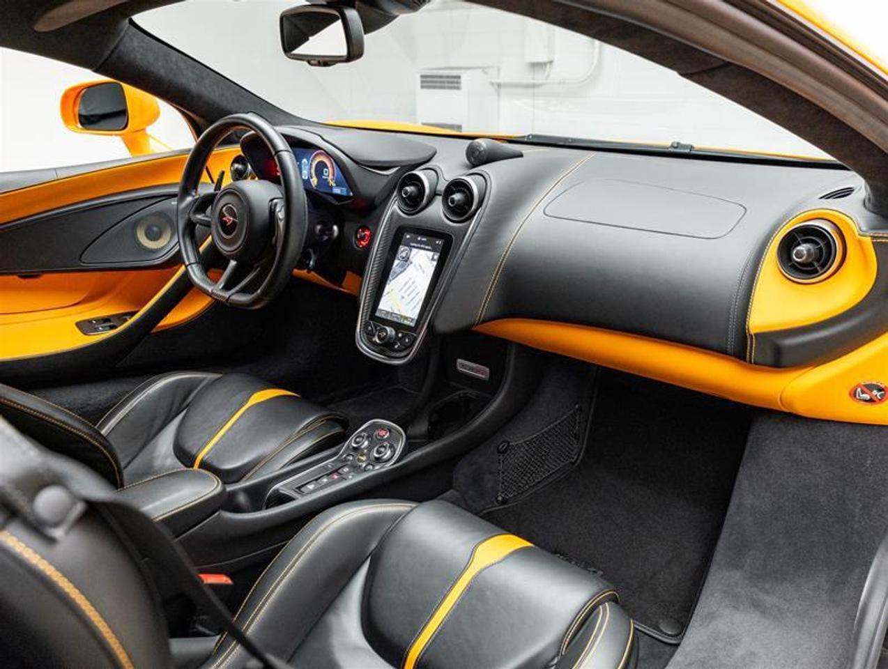 2017 McLaren 570S  Photo