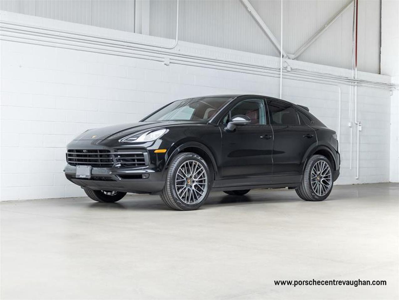 2023 Porsche Cayenne  Photo0