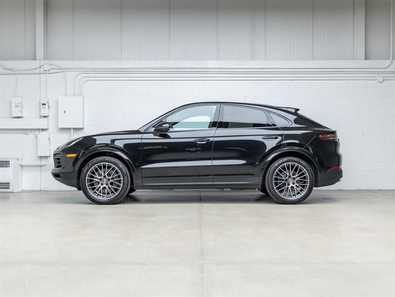 2023 Porsche Cayenne  Photo