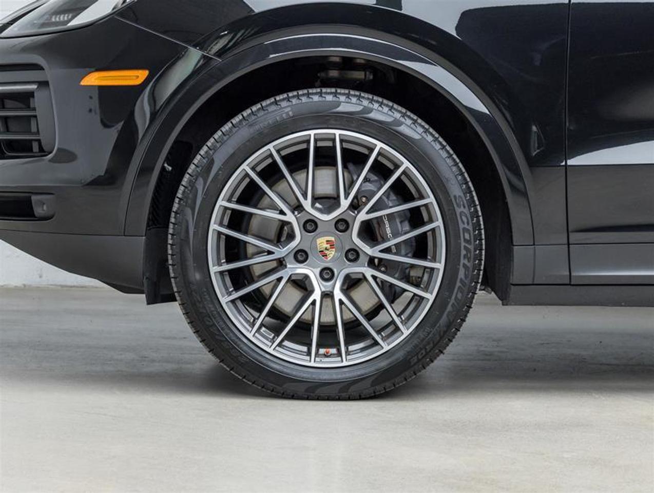 2023 Porsche Cayenne  Photo
