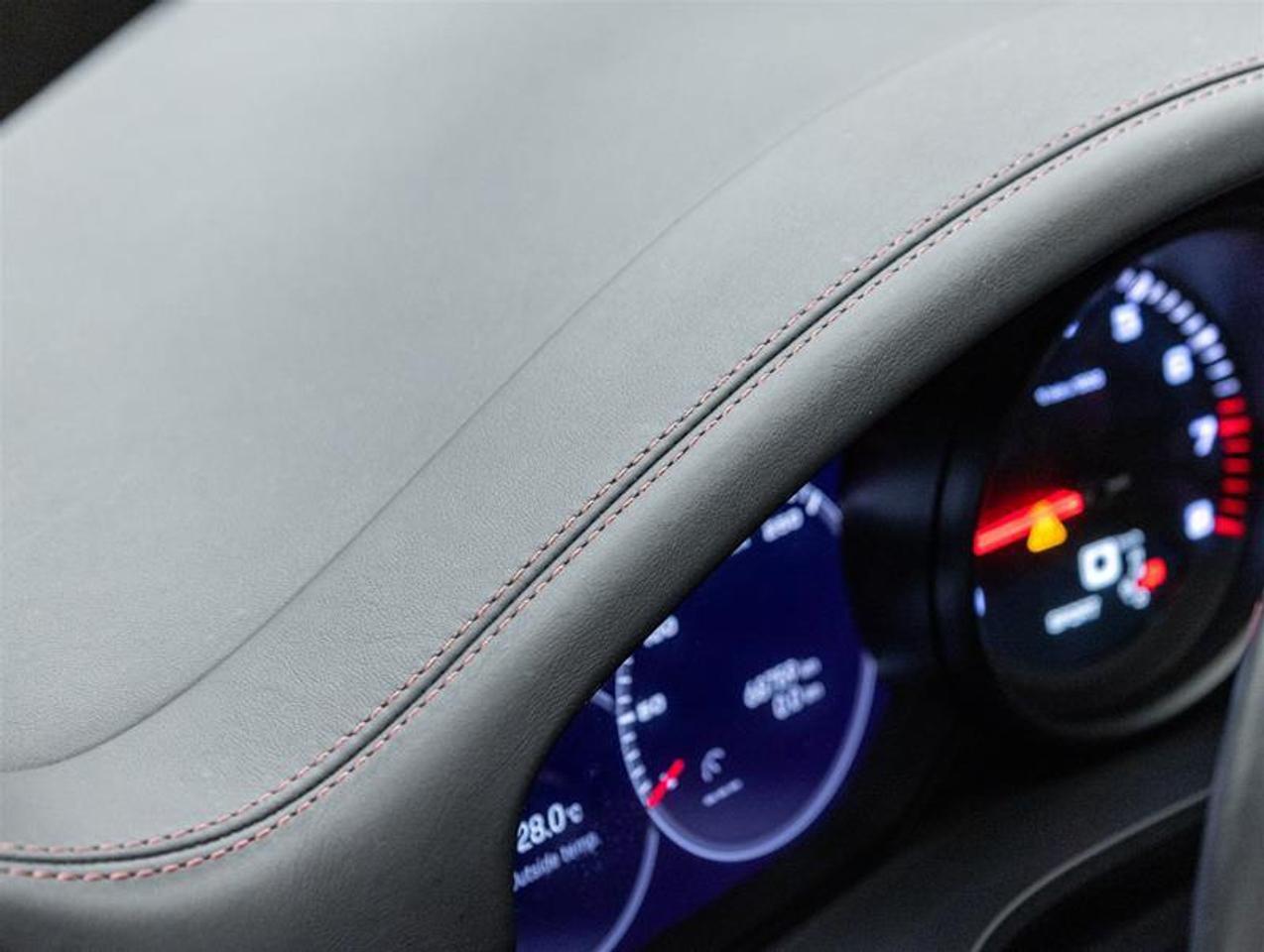 2023 Porsche Cayenne  Photo
