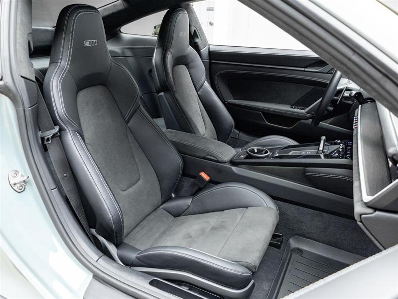 2024 Porsche 911  Photo