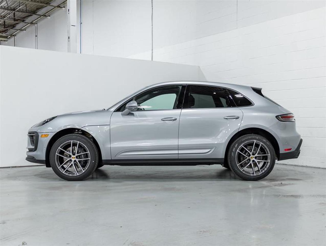 2026 Porsche Macan  Photo